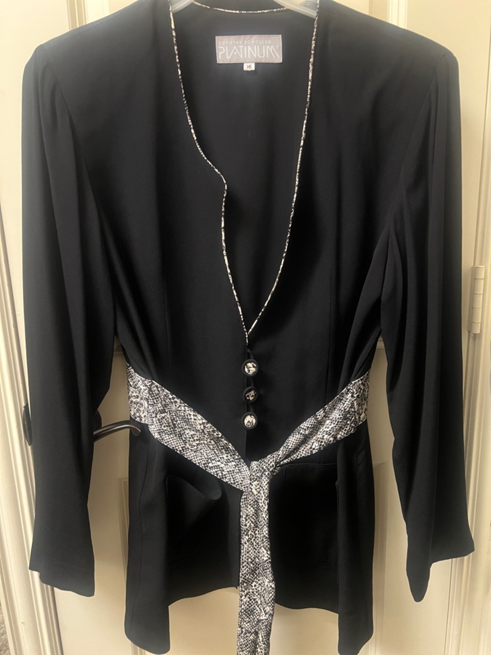 Sag Harbor Concepts Platinum Black V-Neck Jacket with Pattern Trim